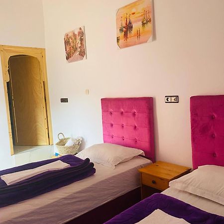 Kasbah Ait Bouguemez Hotel Agouti Kültér fotó